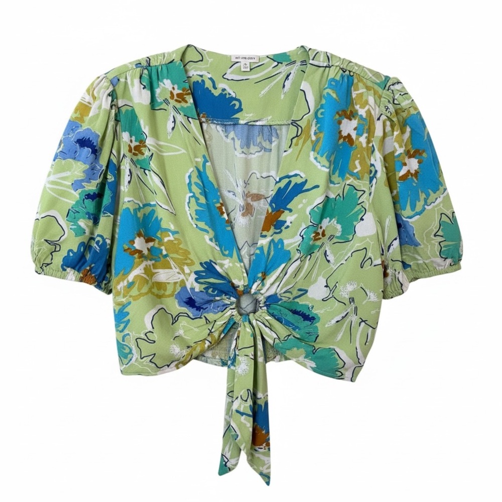 En Crème Floral Tie- Front Crop Top-Boho Chic, Size S,M,L